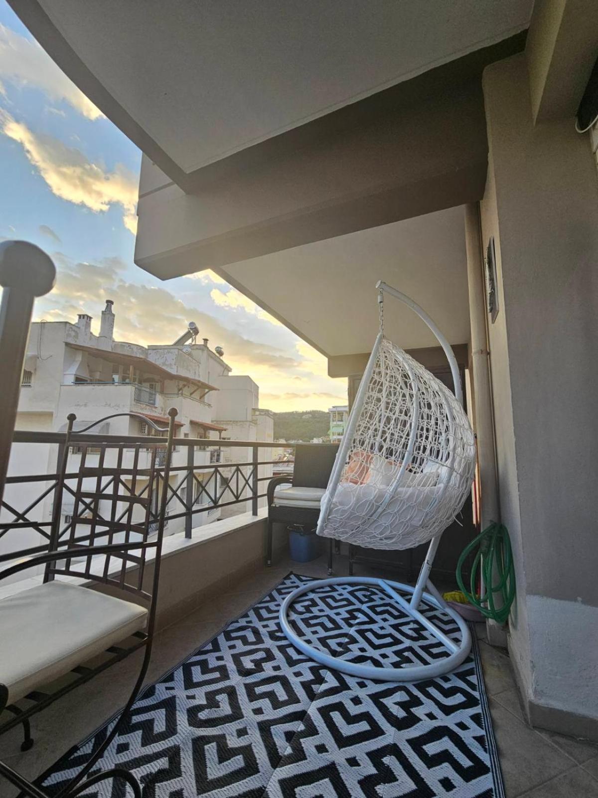 La Vie Est Belle Appartement Kavala Buitenkant foto